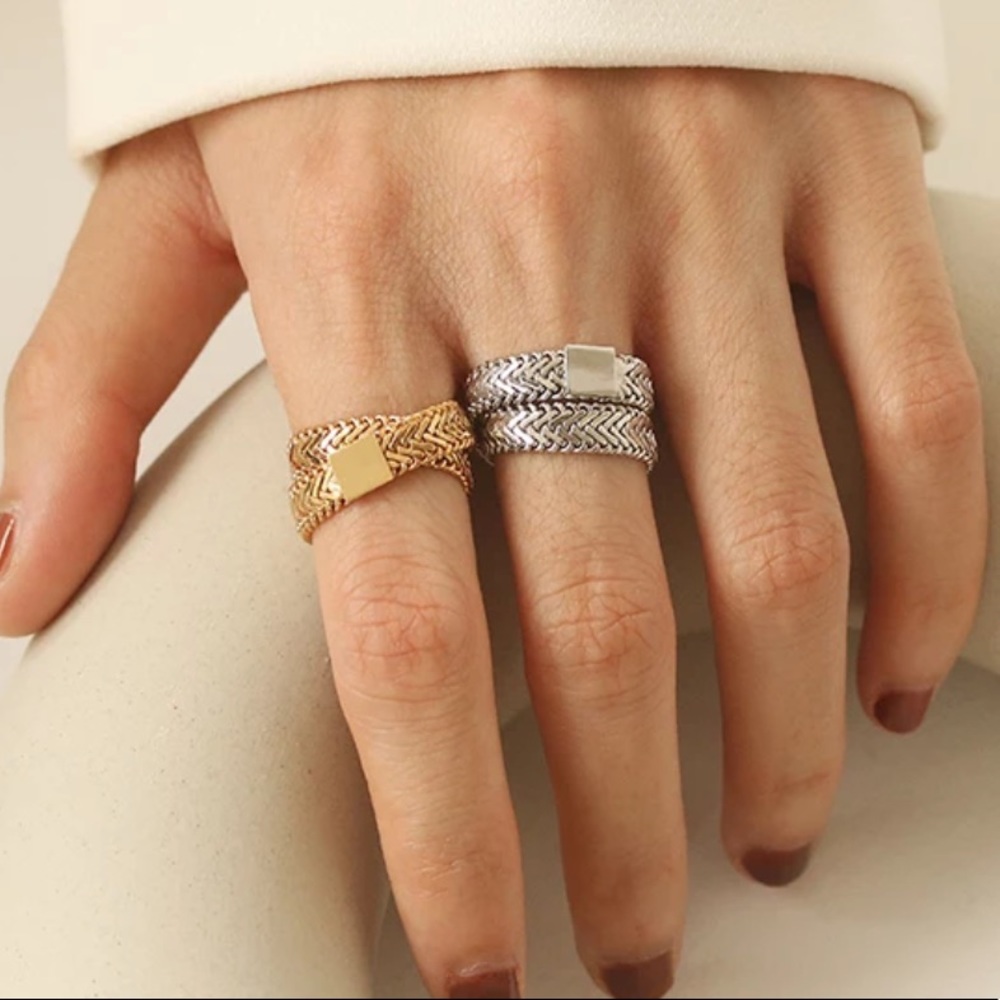 Elegant Silver Woven Ring